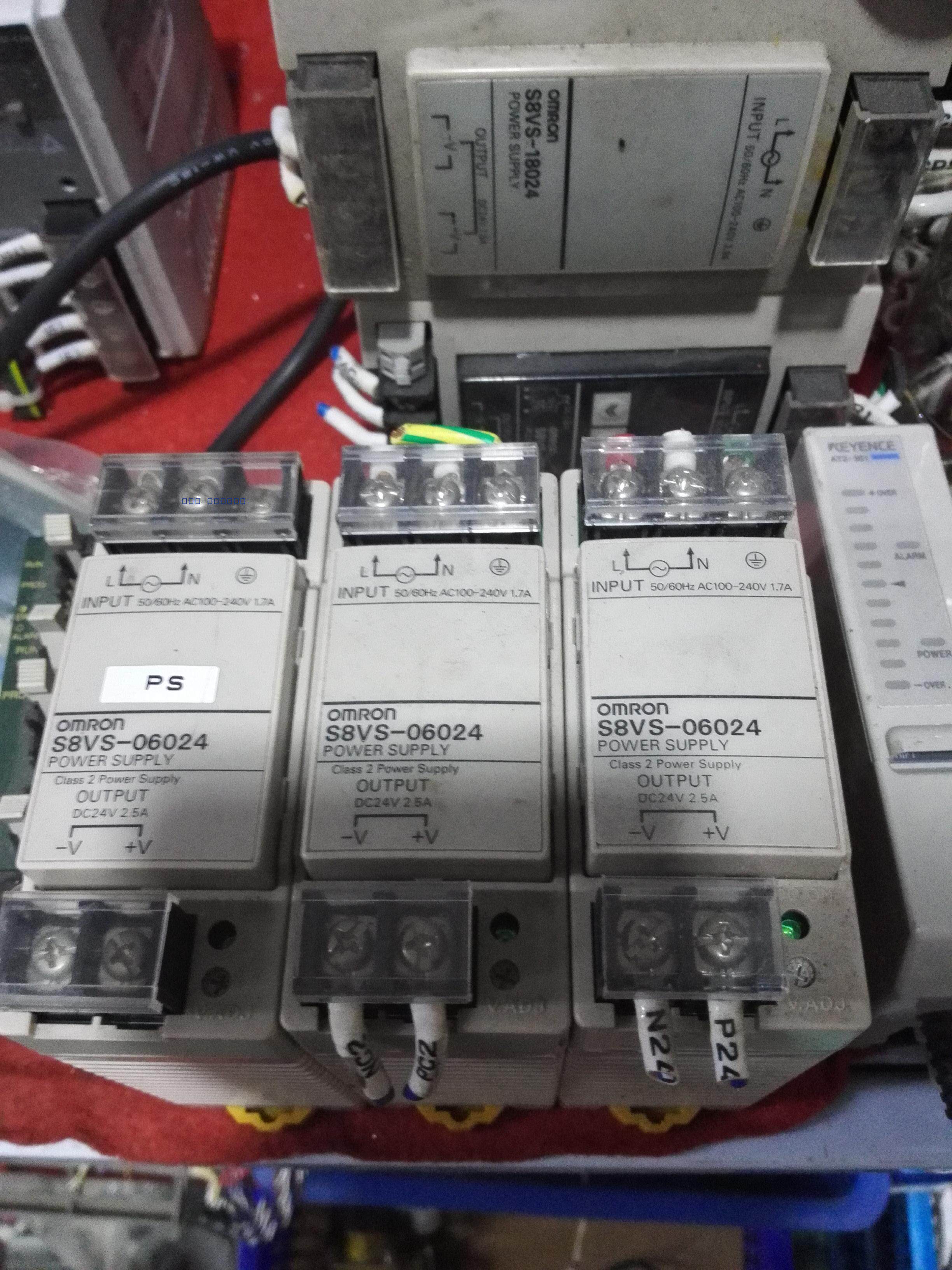 Original assembly OMRON switching power supply S8VS-06024 spot sale