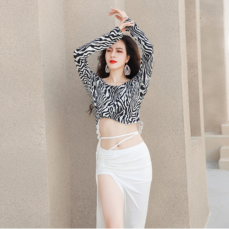 Belly dance practice suit 2022 new oriental dance autumn winter long-sleeved dance costume oval split skirt performance set female