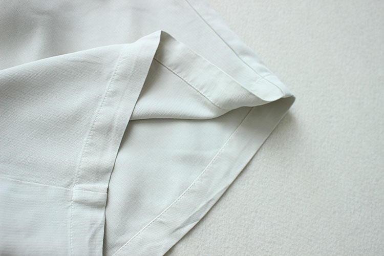 Mùa hè retro nam Hawaii lụa tơ tằm dệt lụa Quần short Bermuda quần giản dị (túi trắng) quan jean nam