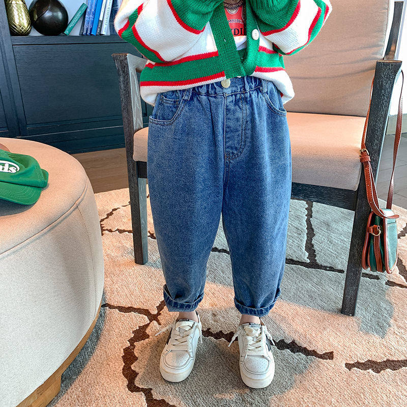 Girls' jeans 2022 spring and autumn new style little girl Korean version of the Western style fashion children's autumn girl treasure loose trousers