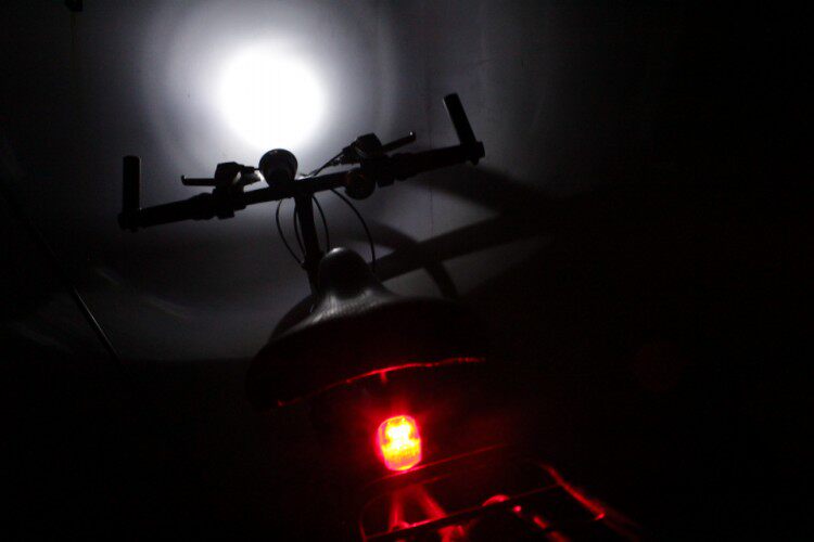 Lumière vélo - phare - Ref 2401498 Image 17