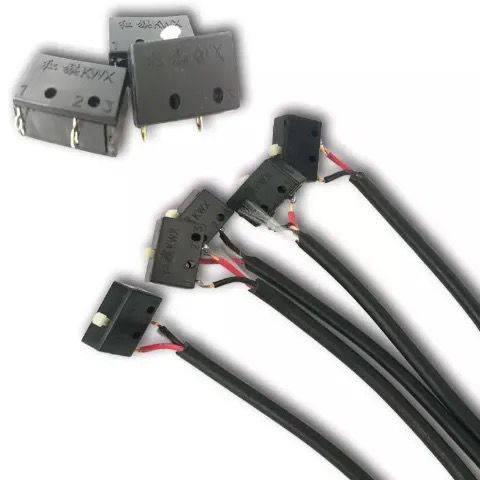 Argon arc welding torch special switch core accessories second guarantee welding machine accessories qq150A micro-motion one without distortion small switch