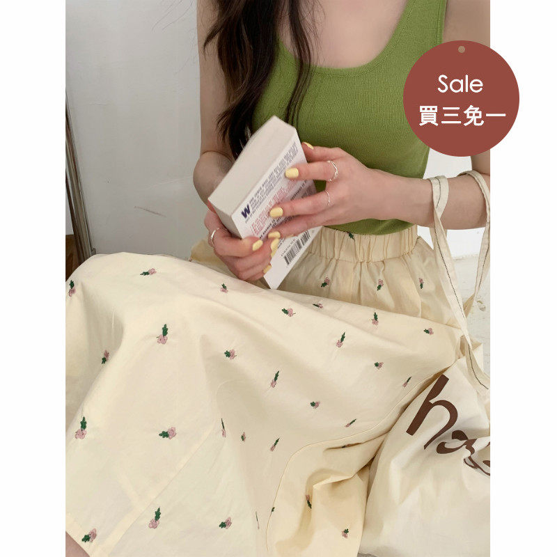 Buy triple-free Tuber Flowers Fields Embroidery Technique Crushed half body dress woman High waist a small skirt with small subdresses spring