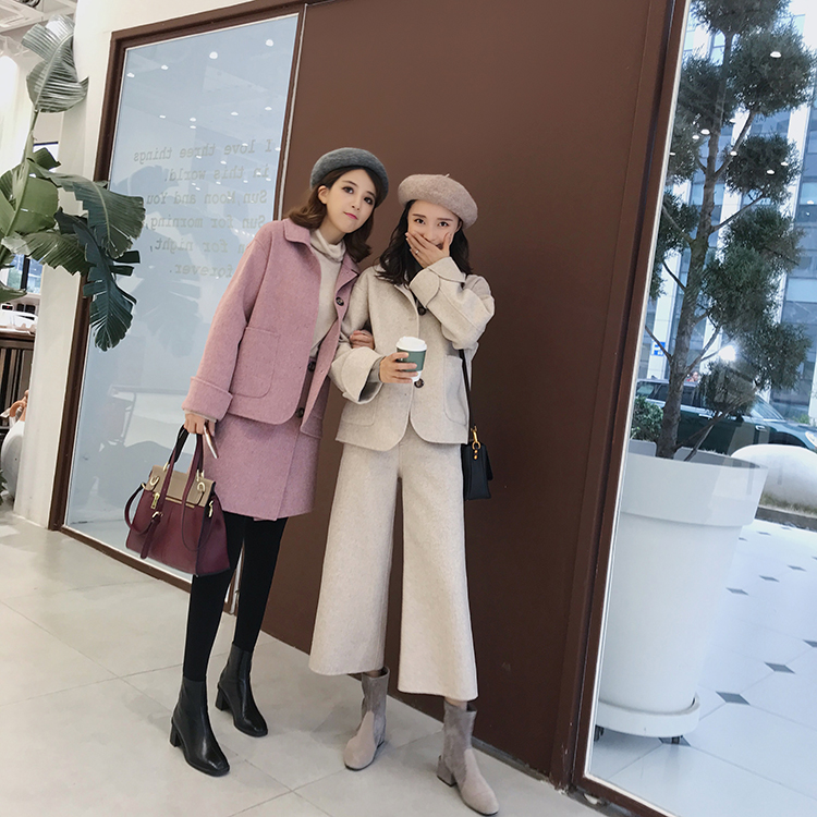 2018 quần váy ngắn đoạn nhỏ Hepburn áo hai mặt cashmere phù hợp với áo ba lỗ len nữ áo khoác lông cừu nữ