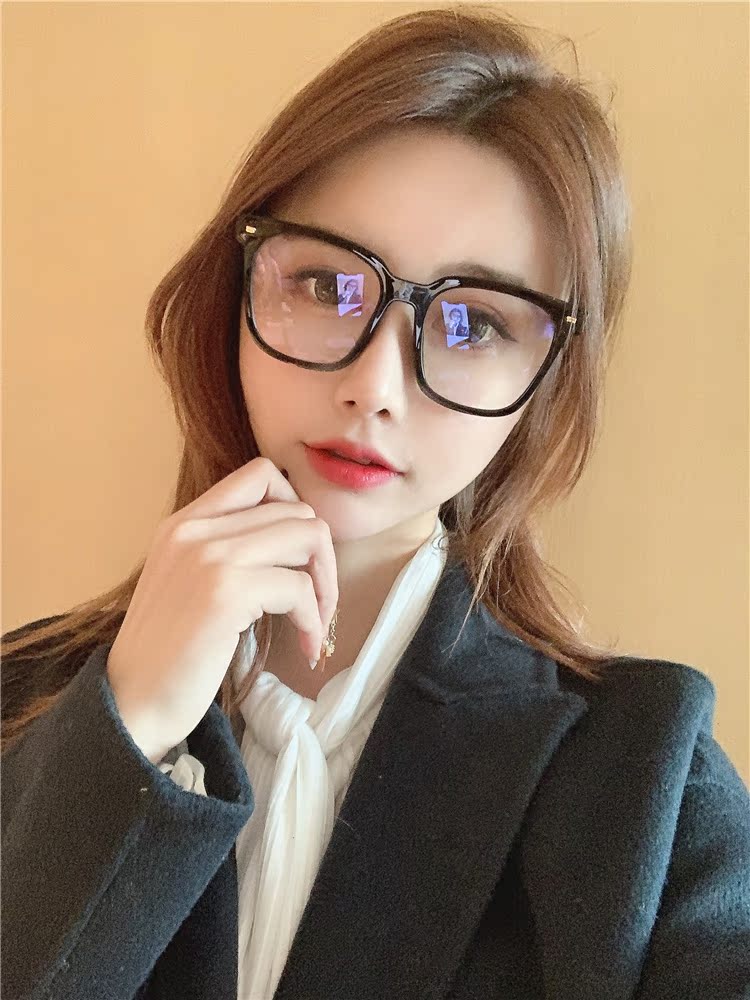 Black frame glasses Female big frame square frame net red model makeup glasses frame radiation-proof blue light flat mirror myopia has a degree