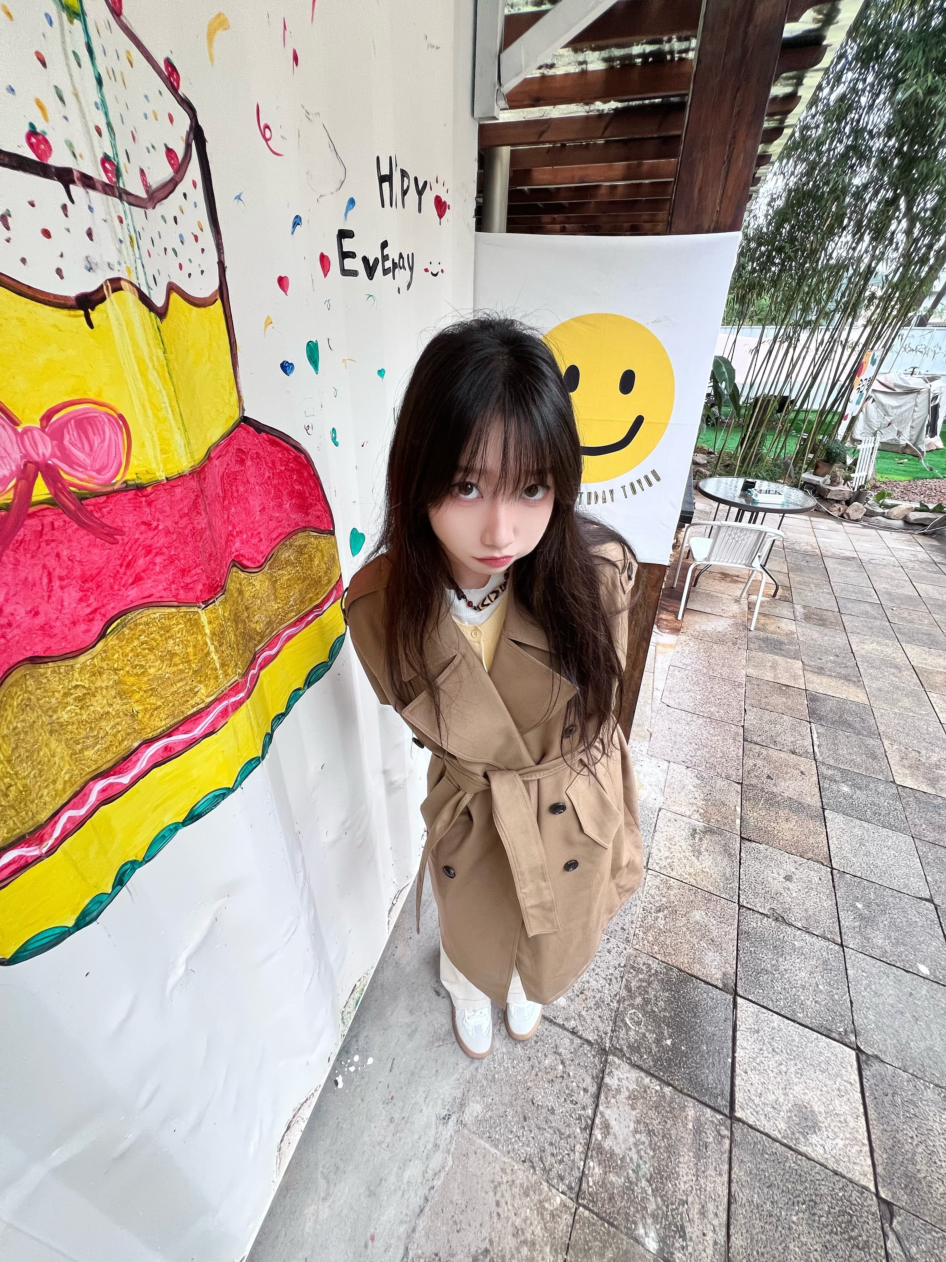 解锁法式优雅密码——周淼ZHOUMIAO"巴黎旧梦"风衣穿搭图鉴