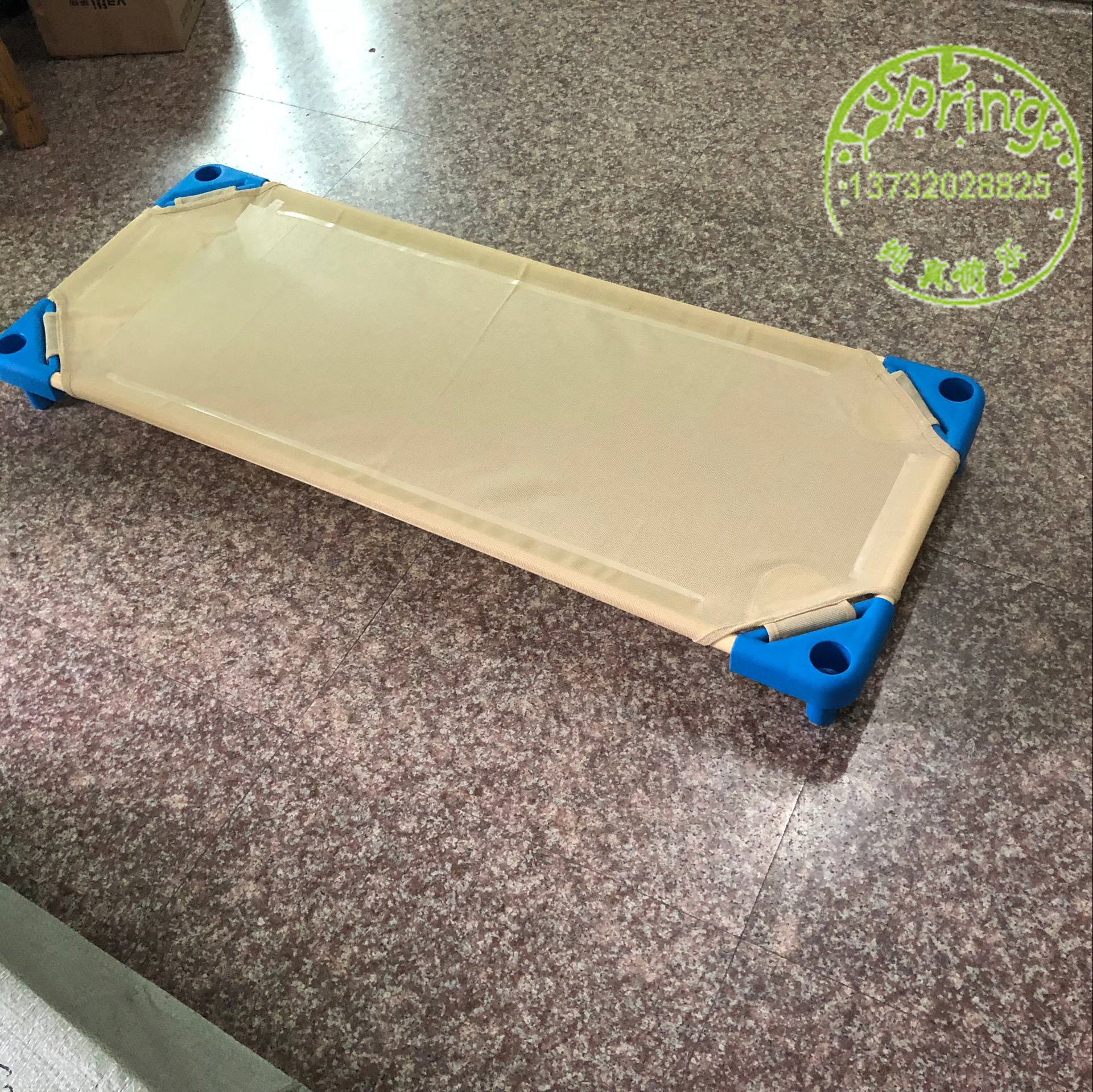 Eurasian Children's Bed Bed Breakfast Bed Breakfast Bed Folding Bed Imported Net Plastic Bed