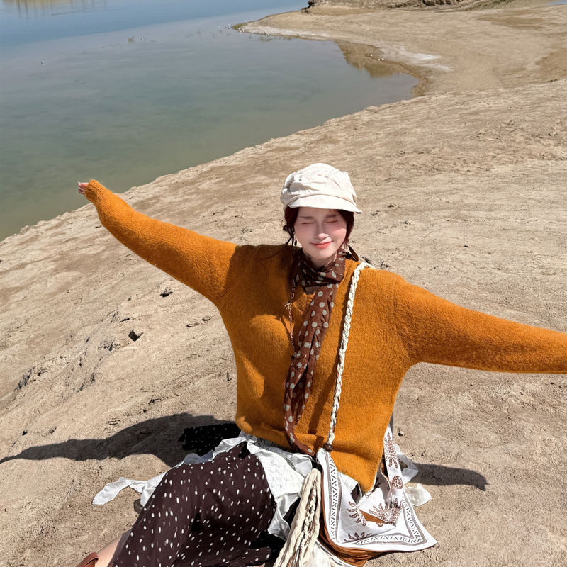 Caramel-Colored Retro-Style Sweater, Korean Style, Loose and Lazy, ins Trend, Long-Sleeved, New Versatile V-Neck Pullover Knitwear
