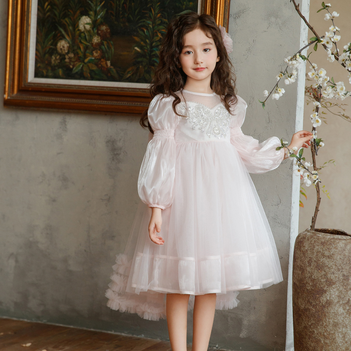 女の子のプリンセスドレス 2025 春 子供用 高級 トレーリング バタフライ フェアリー バースデードレス スカート チュチュドレス