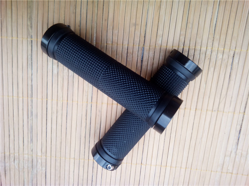 Poignées de vélo - Ref 2339424 Image 7