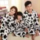 Bộ đồ ngủ flannel cha mẹ-con mùa thu và mùa đông một gia đình gồm ba mẹ con và cha con trẻ em lông cừu san hô mùa xuân và bộ đồ mùa thu