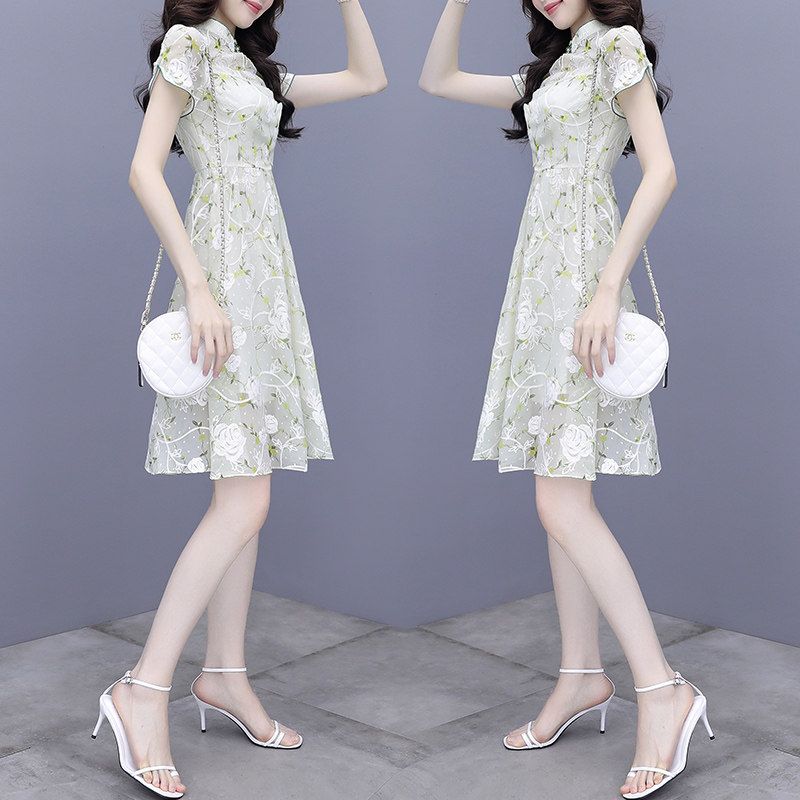 Qipao Improved Version Embroidered Snowspun Ocean Dress Women's Summer Dress 2022 New Retro Light Cooked Wind To Collect Waist Display Slim Temperament