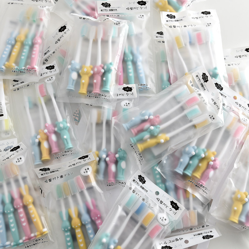 Unprofitable pure sharing bristles are very soft Suction cup design is very practical 4-pack baby