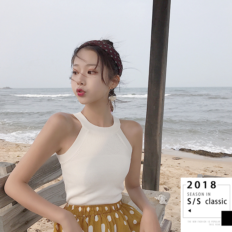Áo len nữ kiểu retro sang trọng kiểu Hồng Kông mùa hè mặc áo lụa dệt kim phiên bản Hàn Quốc của áo cổ lọ không tay quây quần áo