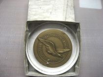 Pratt & Whitney JT8 Turbofan engine copper coin Plexiglass ornament-80s original Mcdonnell Douglas aircraft