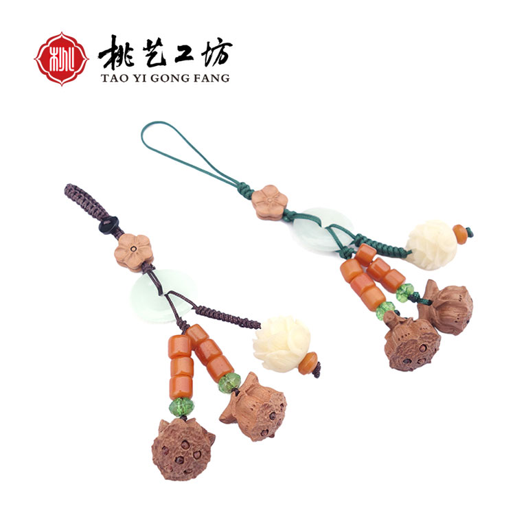 Peach Wood Lotus Bodhi Lotus car key buckle pendant adorable short phone sling pendant pendant male and female lovers hang up