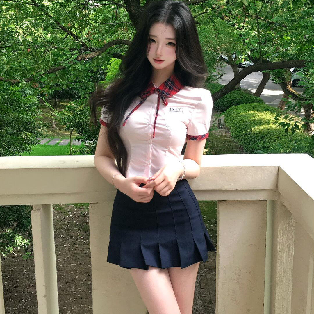 韩系学院风制服红格潜粉色收腰衬衫包臀百褶裙迪の士尼穿搭套装女