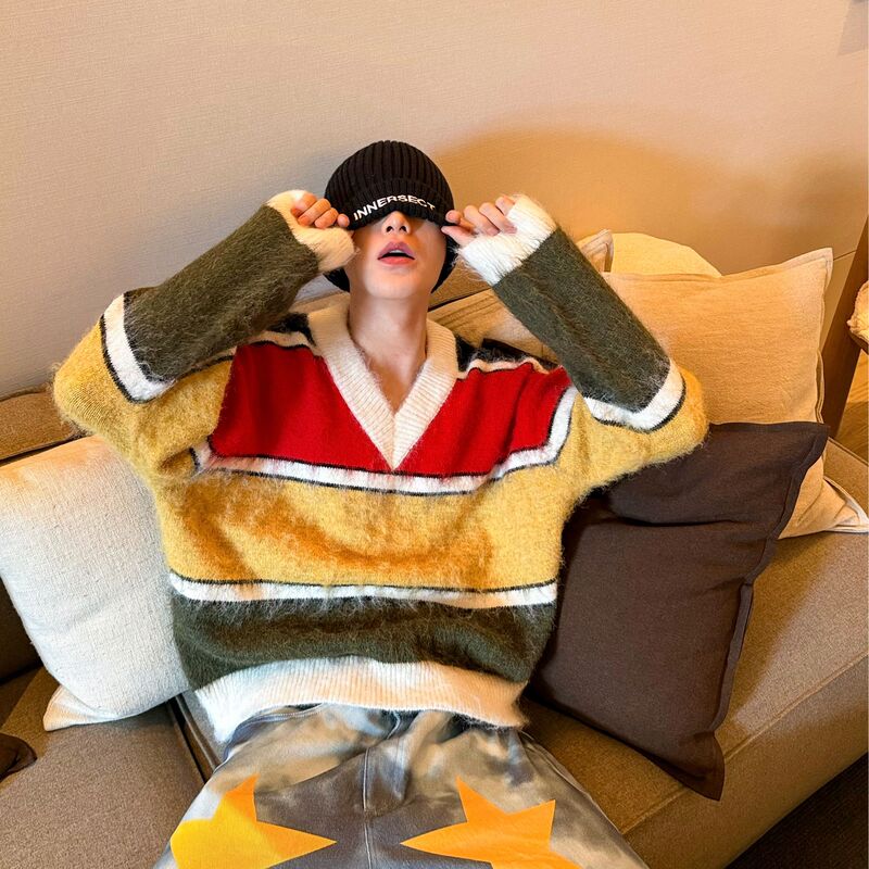 Guoyiju [Color Block Dream] Vintage Color-Block Patchwork V-Neck Sweater Loose Niche Design Knitted Top