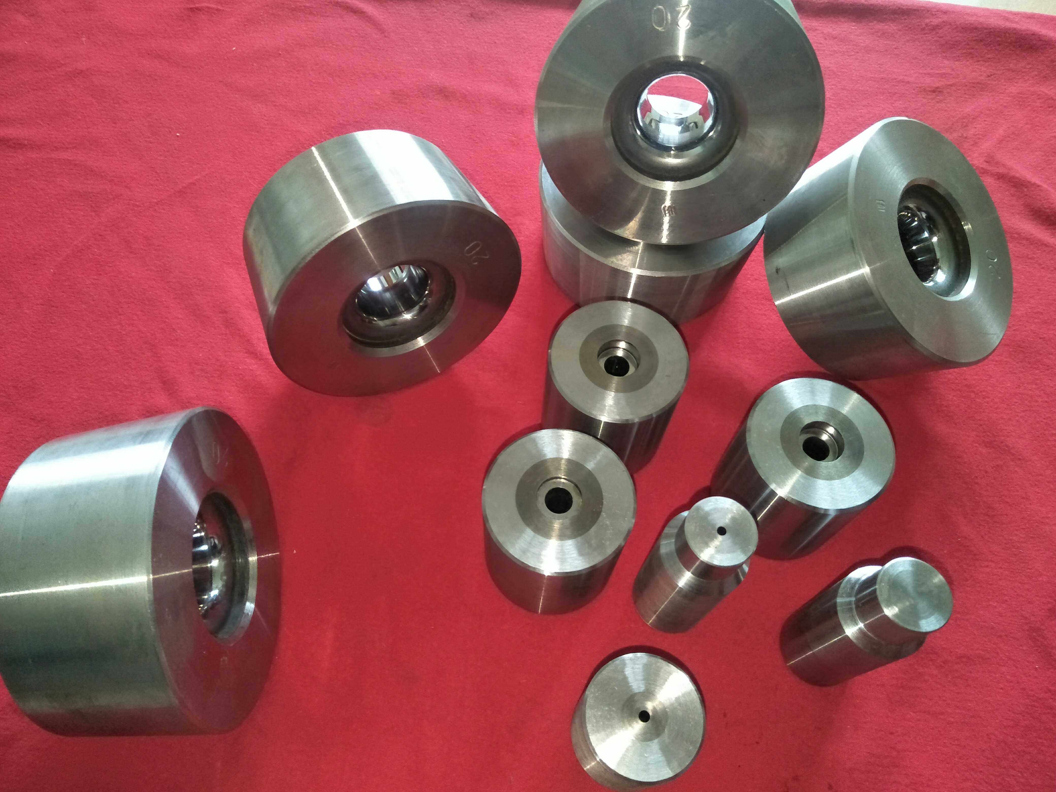 Cemented carbide tungsten steel dieCold machine dieReducing dieDrawing dieCutting dieBunching dieExpansion die