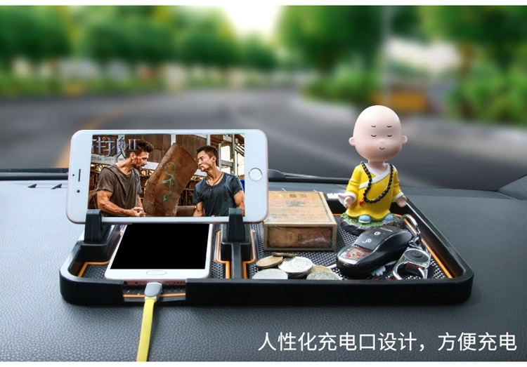 không trượt cung cấp người giữ điện thoại mat xe xe dashboard mat ô tô lớn phim hoạt hình siêu thị nước hoa găng tay - Phụ kiện điện thoại trong ô tô giá đỡ điện thoại trên oto