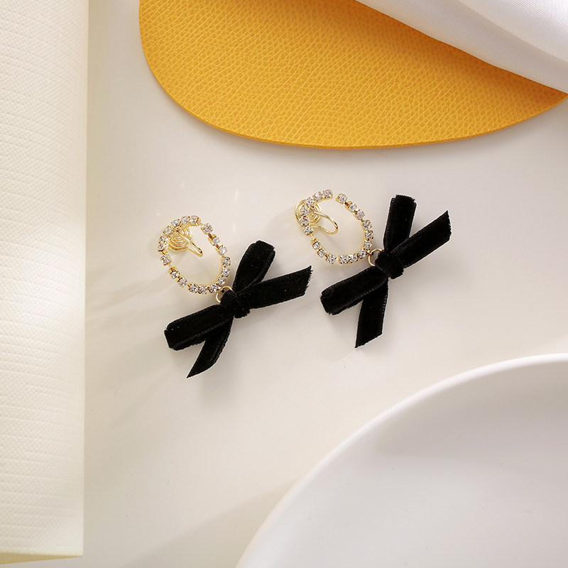 Butterfly Knot Earrings 2021 New Tide Air Quality Mesh Red Earrings Design Sensation Mosquito Coil Dish Without Earhole Ear Clip