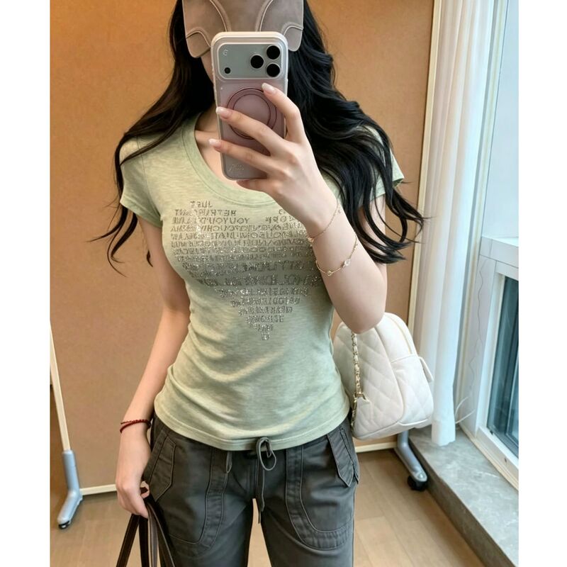 American-Style Spicy Girl U-Neck Short-Sleeve T-Shirt for Women, Summer Heart Letter Rhinestone Slim-Fit Flattering Shoulder-Baring Top with a Sense of Design