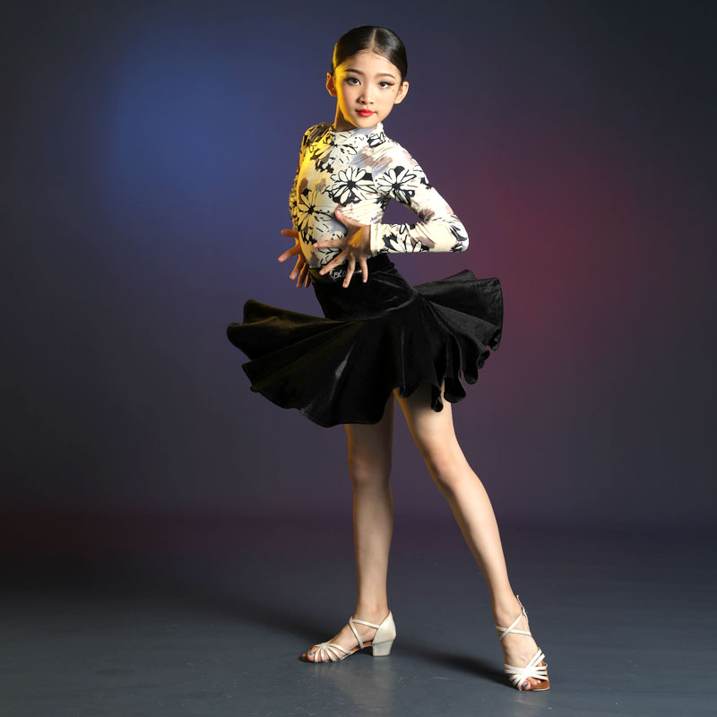 2021 autumn and winter Latin dance clothing practice clothing female children's performance clothing long-sleeved performance clothing regulation clothing set college