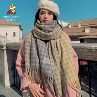 Тысячи птиц-желтых