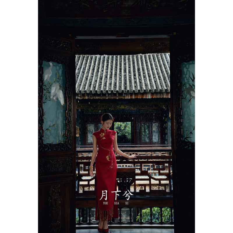 【Under the Moonlight - Danhua Jiaqi】Red Embroidered Cheongsam New Chinese Style Improved Engagement Dress Wedding Toast Dress