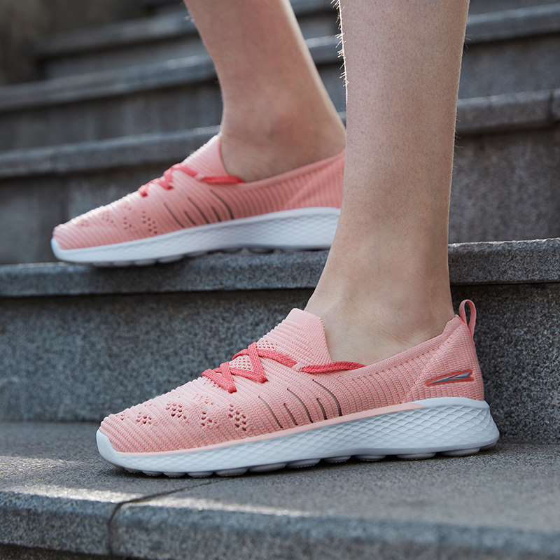 Sprandi 斯潘迪 超轻透气网面 一脚套 女式休闲跑步鞋 天猫优惠券折后¥159包邮(¥339-180)4色可选