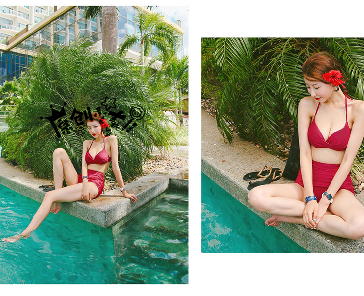 2019 Spring/Summer Red Sexy Swimsuit + Silky Coat M