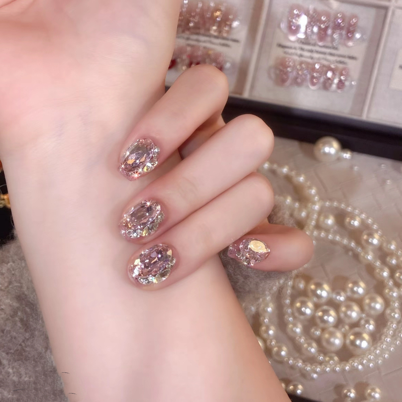 Sparkling Full Diamond Handmade Wearable Nail Art with Embossed Rabbit and Gold Cat Eye Design, Whitening Effect Fake Nails, Nail Stickers, 10 Pieces