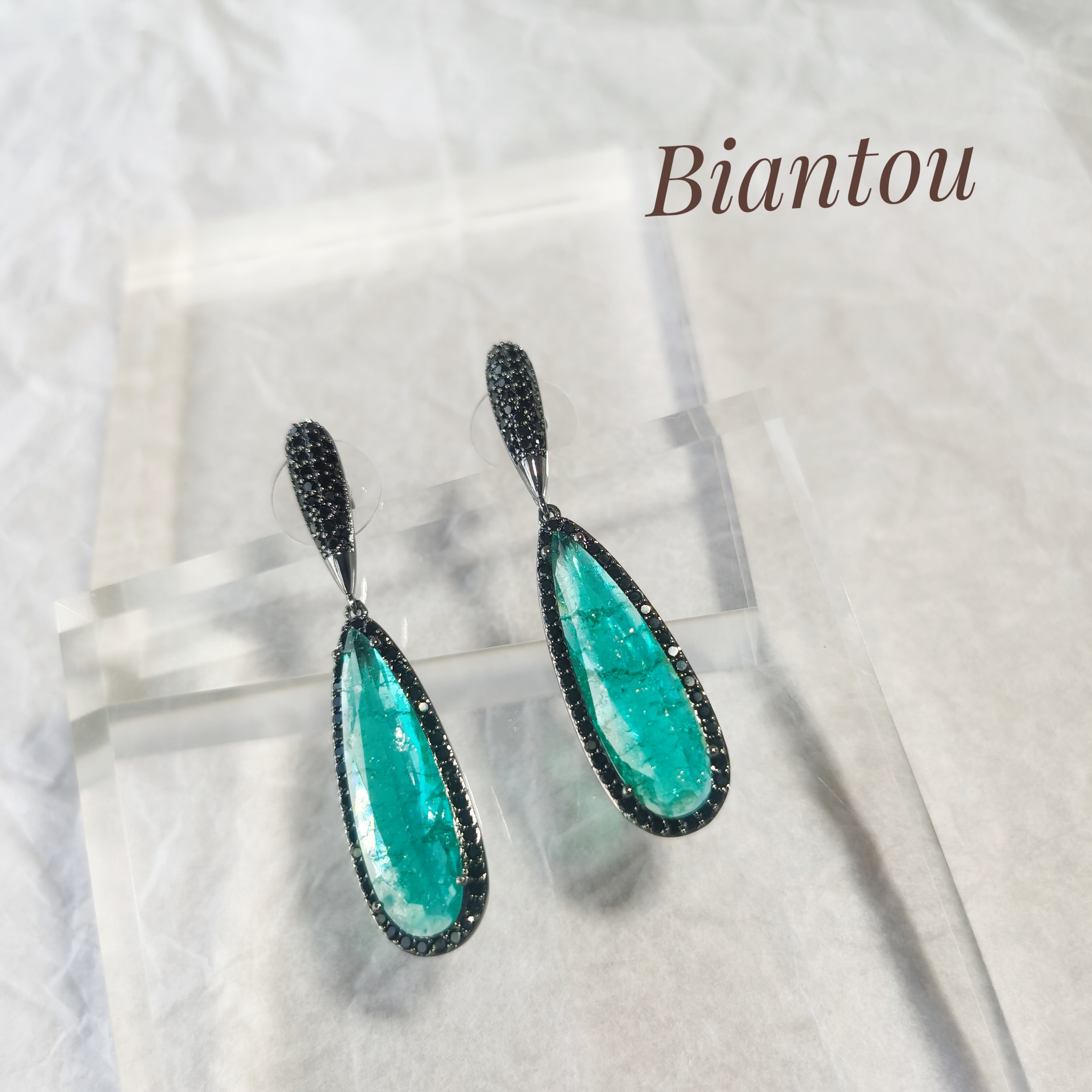 New Products Half Price Gun Black Green Diamond Drop Earrings Woman Luxurious Beware Ice Cracked Drilling Earrings 925 Silver Needle Exaggerated