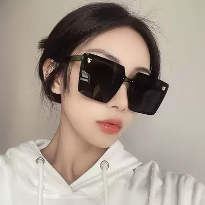 Korean version of large frame big face thin sunglasses female transparent green skin white glasses polarized sun glasses fashion round face tide