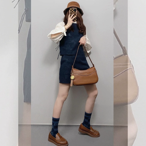 Жилет, рубашка, мини-юбка, комплект, европейский стиль, подходит для подростков, 2025 года, осенний, премиум класс