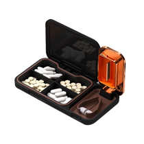 One-to-two pill-cutting artifact one-quarter pill splitter portable small pill box precise pill cutter