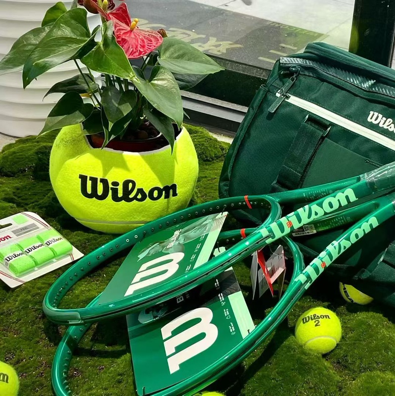 Wilson's New Blade V10 Sabalenka Racket Is a Control-Oriented Full Carbon Professional Tennis Racket