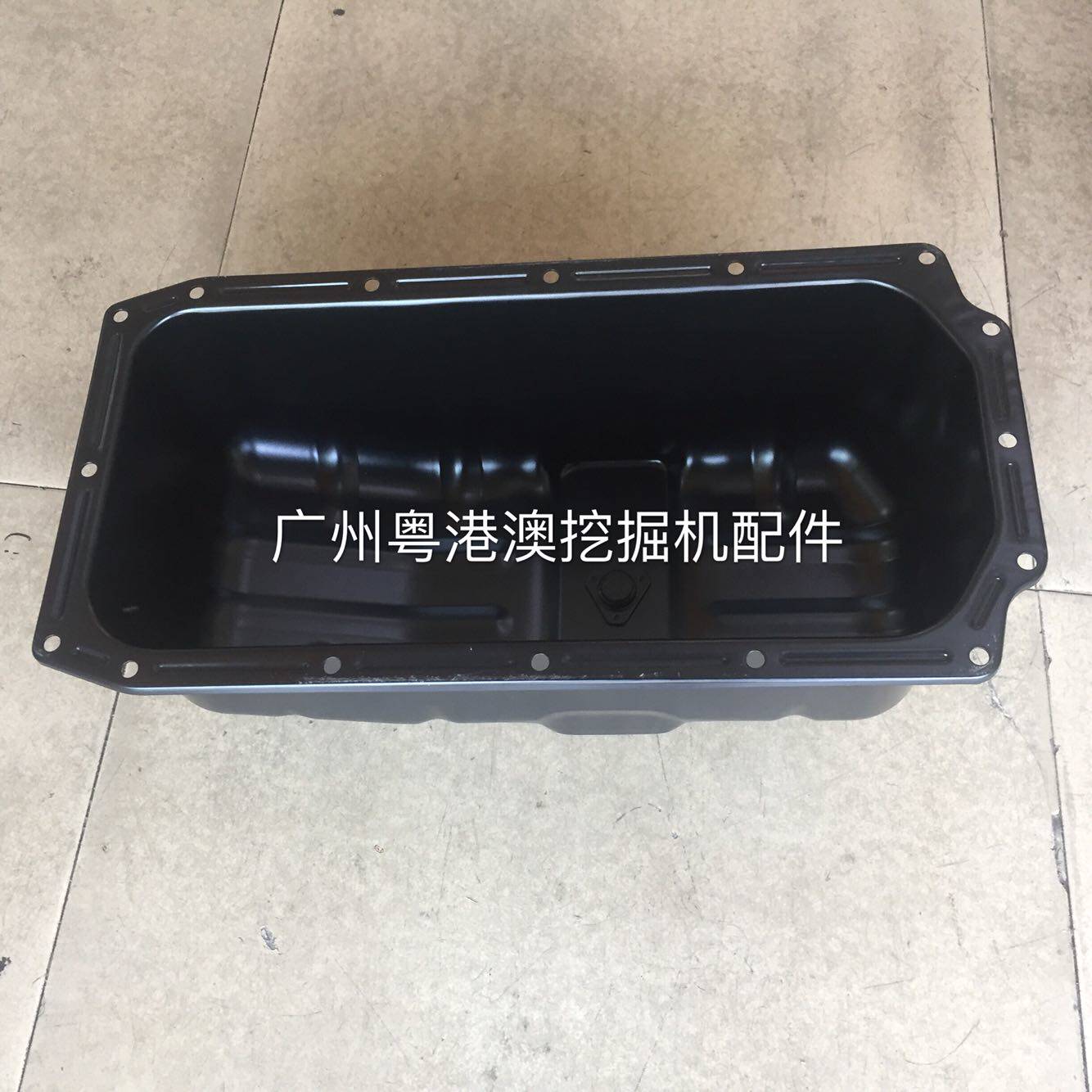Yanmar engine 4TNV94 98 oil pan