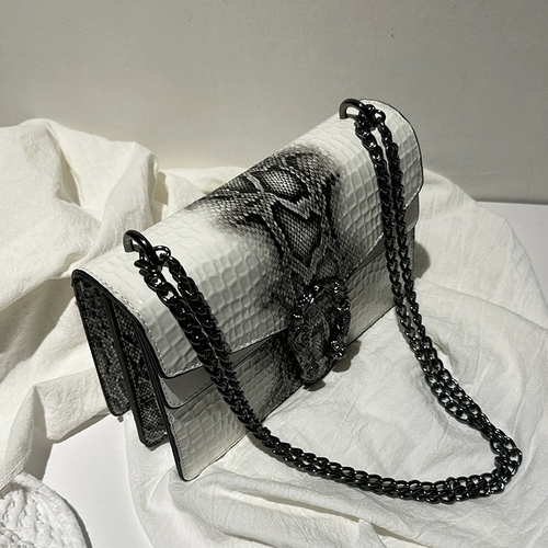 Универсальная сумка, крокодиловый принт, на одно плечо