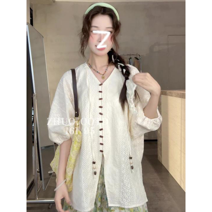 Ziyiyi High-End Heavy Embroidery V-Neck Slit Short-Sleeve Shirt for Women, New Summer Fashion, Loose and Versatile Top Ziyiyi High-End Heavy Embroidery V-Neck Slit Short-Sleeve Shirt for Women, New Summer Fashion, Loose and Versatile Top