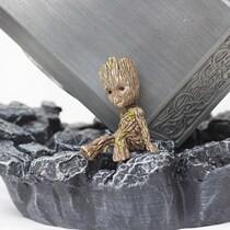 Avengers small tree personality lute car ornaments car car accessories male personality cute creativity