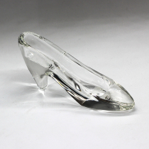 Cinderellas crystal shoes high-heeled transparent glass shoes ornaments to commemorate the Valentines Day Birthday gift for girlfriends and girlfriends