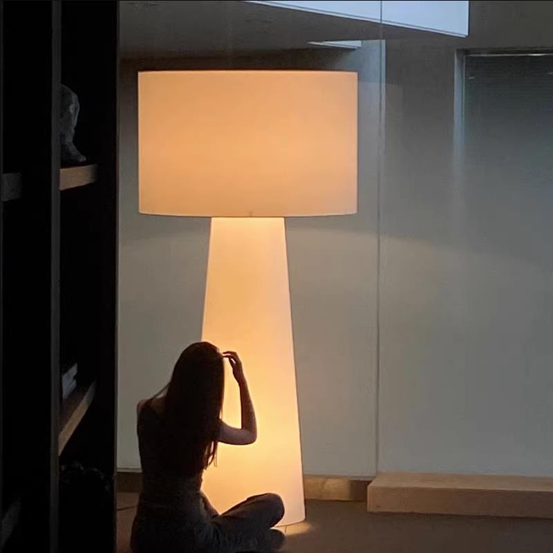 Full Spectrum Eye Protection Designer Floor Lamp Wabi-Sabi Style High-End Living Room Sofa Bedroom B&B Fabric Vertical
