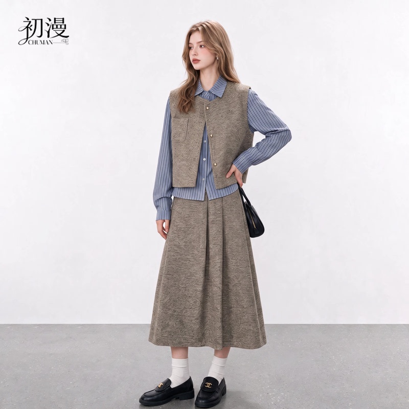 Cm Chuman Little Chanel Style Suit Dress for Women Autumn 2026 New Miu Series Striped Shirt and Skirt Three-Piece Set Cm Chuman Little Chanel Style Suit Dress for Women Autumn 2026 New Miu Series Striped Shirt and Skirt Three-Piece Set
