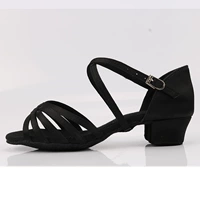 Пятиоткрытый черный