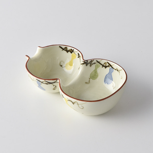 The spirit of the craftsman imported from Japan Arita-fired hand-painted gourd pattern scoop-shaped second-grade serving dish, Kuanglin kiln Japanese dish