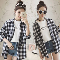 2021 new plaid shirt womens summer loose shirt wear Korean version of foreign style autumn clothing temperament jacket Joker