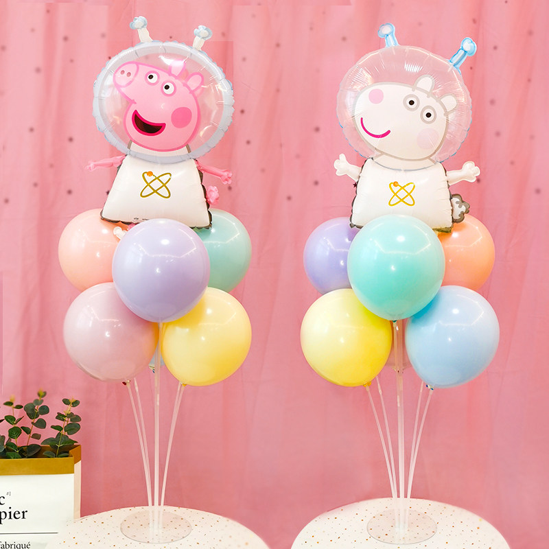 Net red pig page cartoon table floating bracket road lead column aluminum film balloon baby birthday scene decoration party