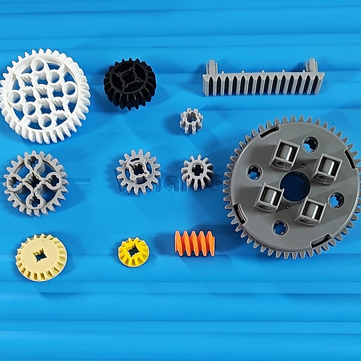# Fish Robot Whalebot, Gears, Bevel Gears, Spur Gears, Rulers and Pinion Racks. # Fish Robot Whalebot, Gears, Bevel Gears, Spur Gears, Rulers and Pinion Racks.