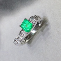 Guomao jewelry natural square main stone 1 09ct emerald ring 18K gold inlaid with diamonds design customization